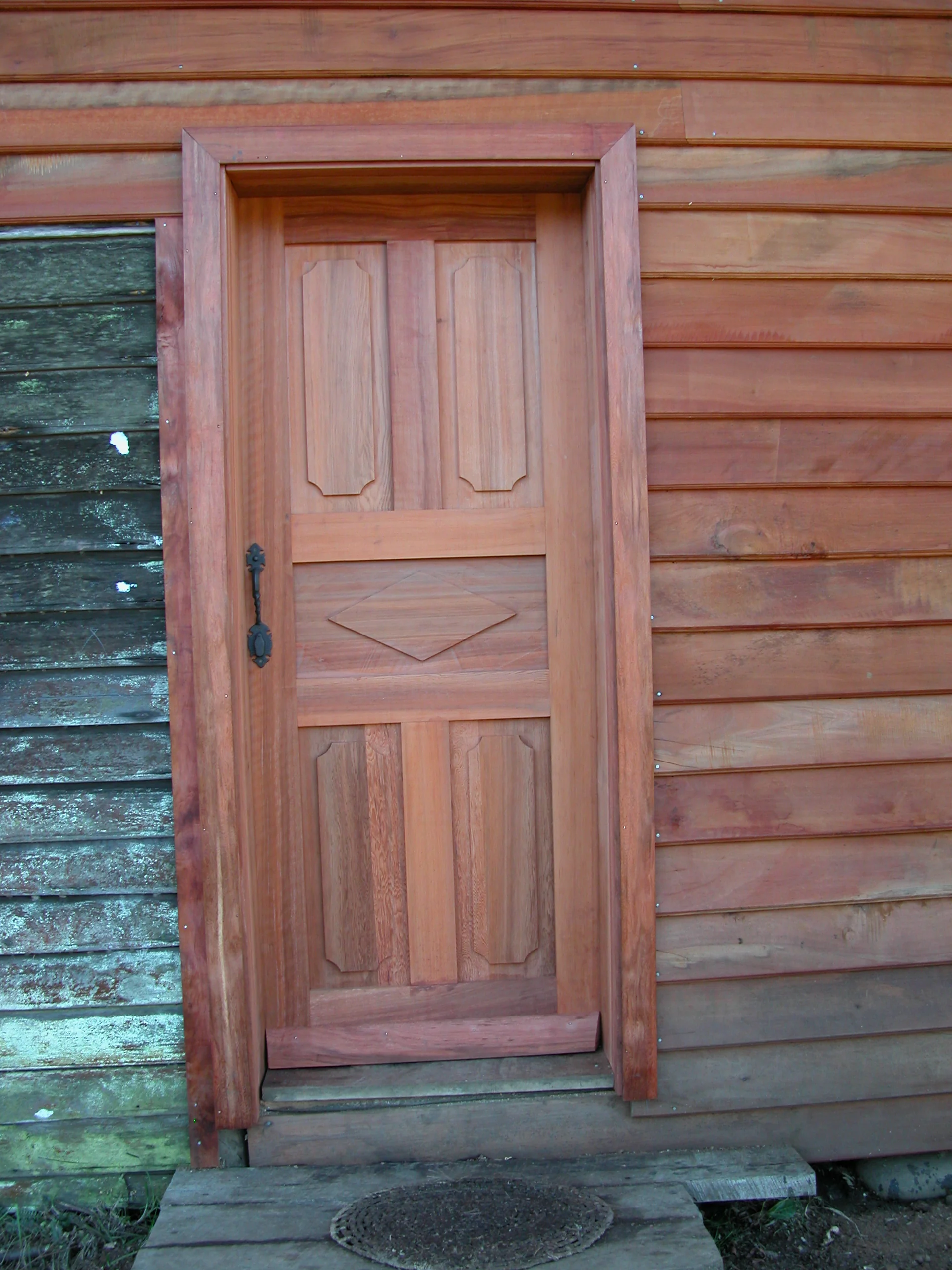 Restauración patrimonial Iglesia de Colo · Constructora Patrimonial Chiloé